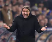Leeds Manager Farke's FA Cup Dilemma: Survival vs. Silverware