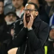 Liam Rosenior's Chelsea Future in Doubt as Players Report Confusion and Frustration