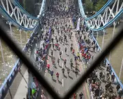 London Marathon Entry Fraudsters Target Runners in Cash Scam