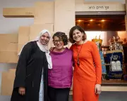 London Synagogue and Muslim Neighbors Forge Unbreakable Bond After Attack