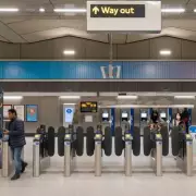 Major London Transport Disruption: Tube Lines and DLR Face Weekend Closures