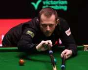 Mark Allen Holds Nerve to Beat Kyren Wilson, Reaches World Snooker Quarter-Finals