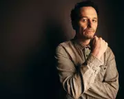 Matthew Rhys on Comedy Horror 'Widow's Bay', James Bond Flub, and Prosthetic Penis