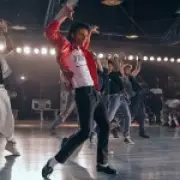 Michael Jackson Fan Moonwalking in Cinema Sparks Etiquette Debate