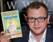 Miles Jupp's Cricket Blag: How the 2005 Ashes Changed His Life