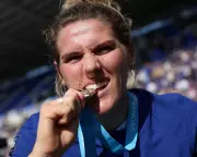 Millie Bright Retires: Chelsea Legend Leaves Legacy of Silverware and Resilience