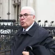 Mitch Winehouse Loses High Court Battle Over Amy's Auctioned Items