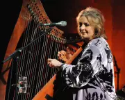 Moya Brennan, Clannad's Ethereal Voice, Dies at 73