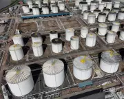 Oil and Gas Prices Plummet 10% as Iran Opens Strait of Hormuz