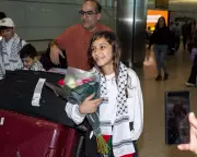 Palestinian Girl Loses Arm in Gaza Attack, Arrives in UK for Medical Treatment