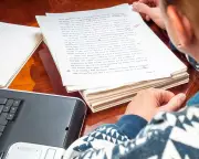Plaza Prizes Writing Awards Scandal: Winners and Judges Unpaid Amid AI Accusations