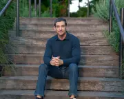 Psychiatrist's 16-Year Quest Reveals Secret to Healthier, Happier Life Through Secure Attachment