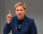 Queensland Minister Blocked from NDIS Briefing as Labor Announces Cuts