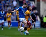 Rangers Trail Motherwell 0-2 as Röhl Makes Triple Change