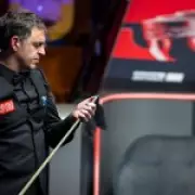 Ronnie O'Sullivan's 'Crazy' Cue Switch Sparks Dominant World Snooker Championship Win