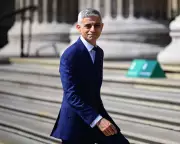Sadiq Khan May Block Met Police's Palantir Contract Over Values Concerns