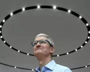 Tim Cook Steps Down After 15 Years, Leaving a Transformed Apple Empire