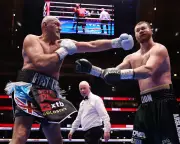 Tyson Fury Dominates Makhmudov in Comeback, Calls Out Anthony Joshua