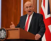 UK Defence Secretary Urges US to Judge Britain by Gulf Actions, Not Trump's Posts