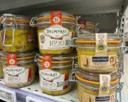 UK Government Abandons Foie Gras and Fur Import Bans in EU Trade Deal Talks