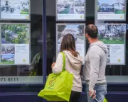 UK Mortgage Market Shaken by Middle East Conflict and Rising Rates