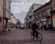 Ukrainian Town Divided Over Hungarian PM Orbán Ahead of Election