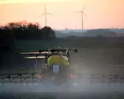 UK's Glyphosate Use Soars 10-Fold Amid Health and Environmental Concerns