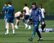 Unai Emery Warns Aston Villa to Respect Bologna in Europa League Clash