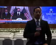 Vance's Pakistan Talks Fail as Trump's Iran Diplomacy Stalls, War Risk Grows