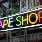 Vape Shops and Candy Stores Form 'Corridors of Crime' on UK High Streets