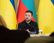 Zelenskyy Offers Ukraine's Maritime Expertise Amid Middle East Conflict