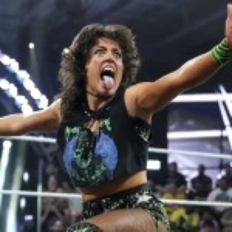 Londoner Lizzy Rain Vows UK Stars Will 'Take Over the World' in WWE