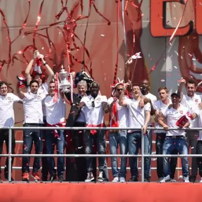 Arsenal Victory Parade Route Shelves 96-Year Trophy Lift Tradition