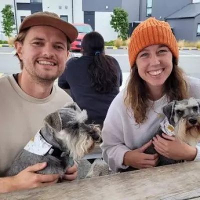 Brit Couple Save £20k on Hotels by Pet Sitting for Free Stays