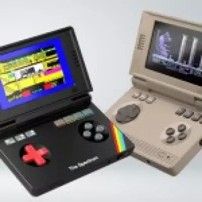 Commodore 64 and ZX Spectrum Get Nintendo-Style Handhelds This Year