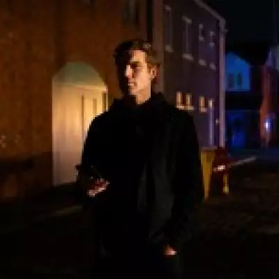 Coronation Street: Gary Windass Revealed as Theo Murder Suspect with Dark Past