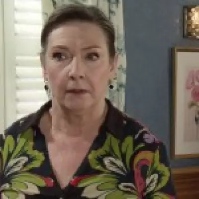 Coronation Street: Maggie Driscoll Alive After Heart Attack, Not Dead