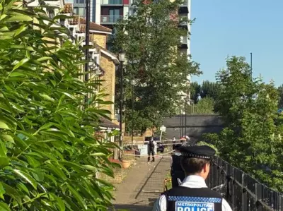 Hackney Stabbing: Teen Killed, Police Investigate Possible Gunfire