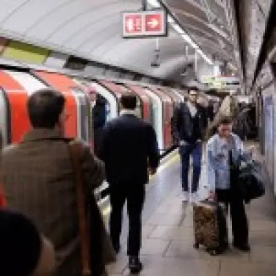London Tube Strikes Called Off at Last Minute by RMT Union