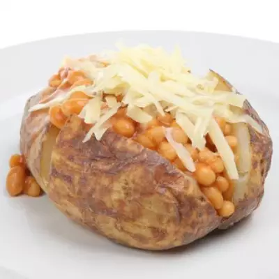 Man Tries UK's Most Expensive Jacket Potato at Michelin-Starred London Restaurant