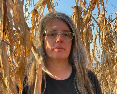 Marisa Anderson: The Anthology of UnAmerican Folk Music Review – Global Tunes Reimagined