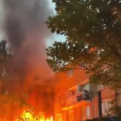 Massive Fire Engulfs Maisonettes in Hackney, 70 Firefighters Deployed
