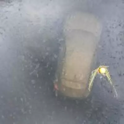 Nissan Juke Found Submerged in River Avon Baffles Locals in Warwickshire