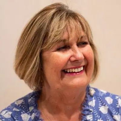 Opera Singer Hid Deafness for 30 Years, Now Hears After Life-Changing Surgery