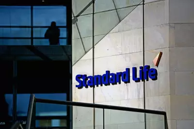 Pension Fund Snaps Up Cheap UK Gilts Amid Starmer Crisis
