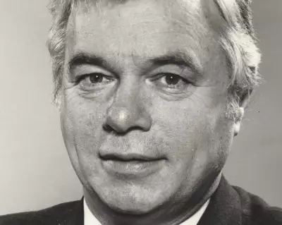 Robert Smith, Pioneering Educator and Author, Dies at 78