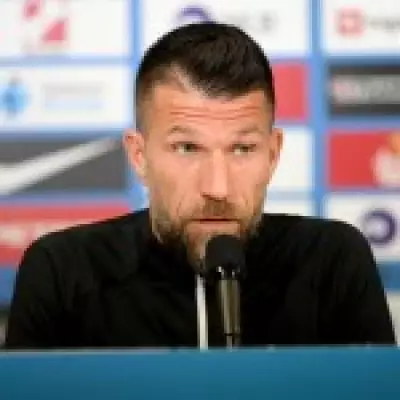 Slovenia manager slams Man Utd over Benjamin Sesko injury handling