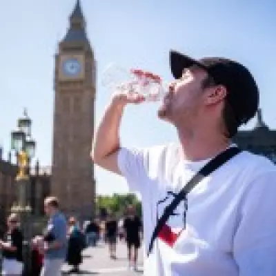 UK Experiences Tropical Night with Record May Temperature of 21.3°C
