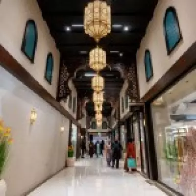 UK's Biggest Asian Mall Opens in Bradford with Huge Crowds