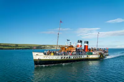 World's Oldest Seagoing Paddle Steamer Waverley to Visit Thames